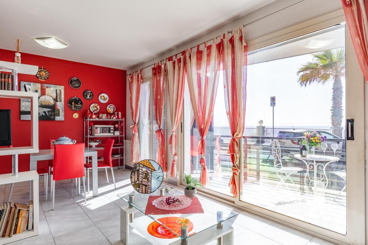 Castello Normanno Modern Sea View Apartment Aci Castello Exterior photo